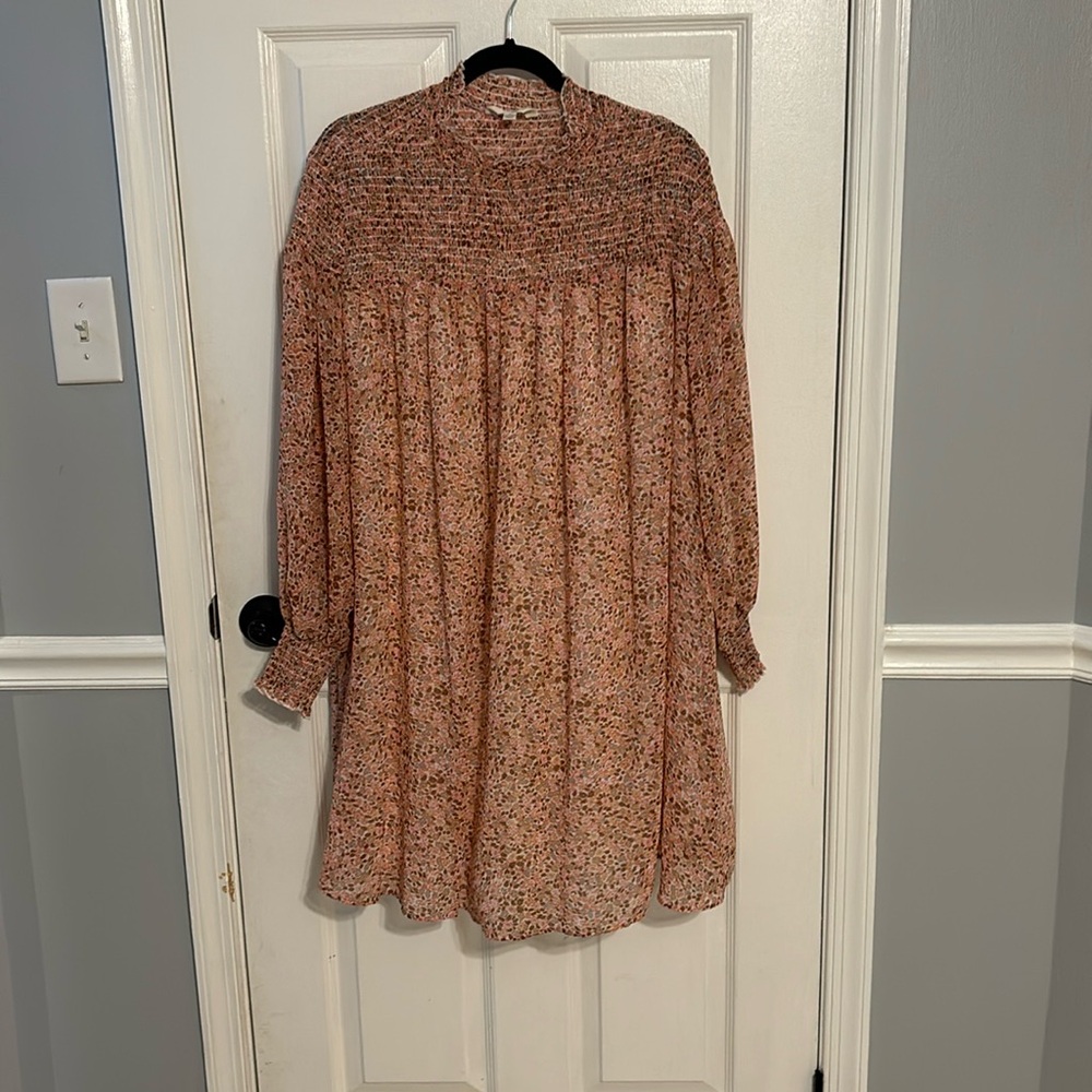 Pink floral long sleeved dress, lined.